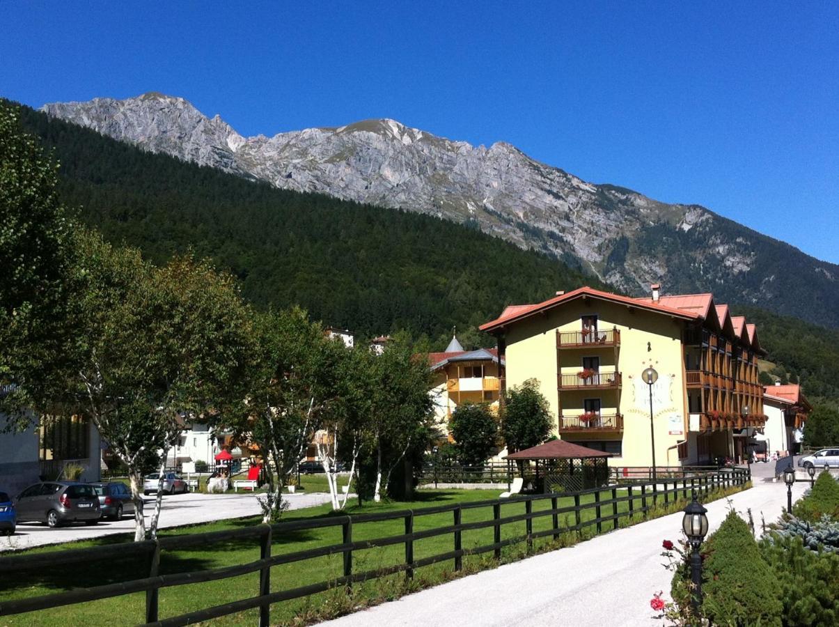 Hotel Al Plan Andalo Exterior photo