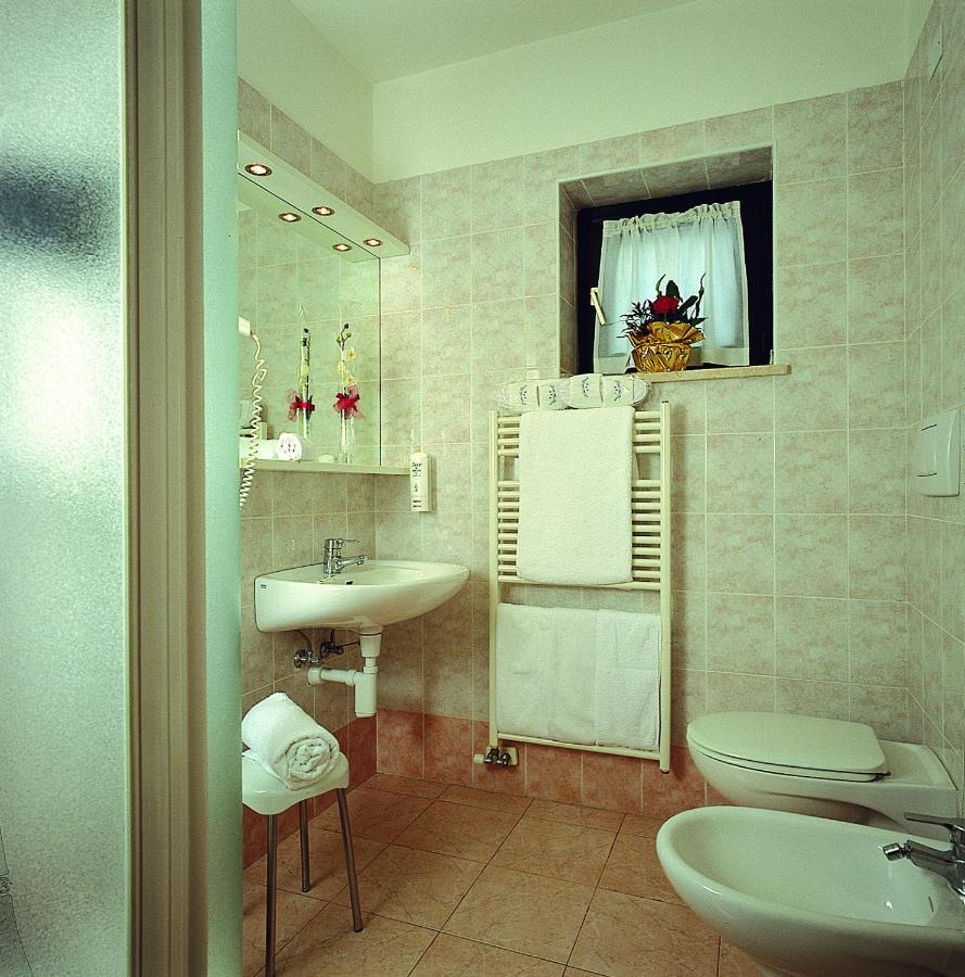 Hotel Al Plan Andalo Room photo