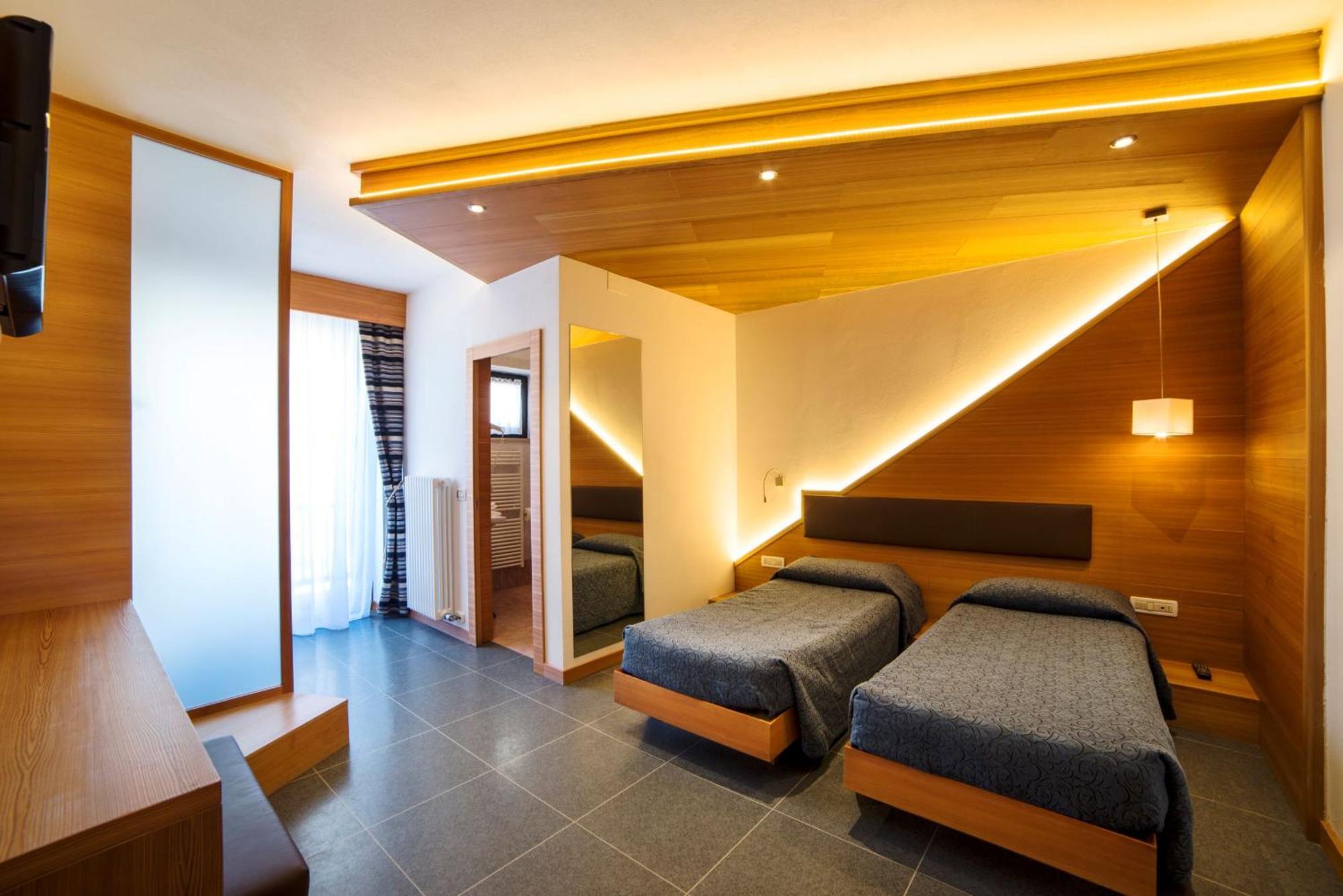 Hotel Al Plan Andalo Exterior photo
